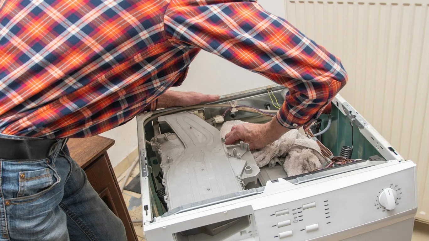 speed queen repairs Expert Speed Queen repairs in Durban for washing machines and dryers.