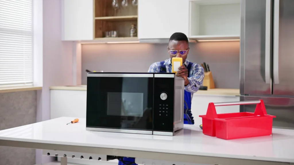 Step-by-step LG microwave troubleshooting guide for Durban residents – easy fixes for common issues.
